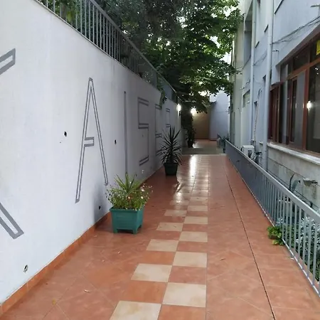 Apartment Jozi Kaiser 3 *